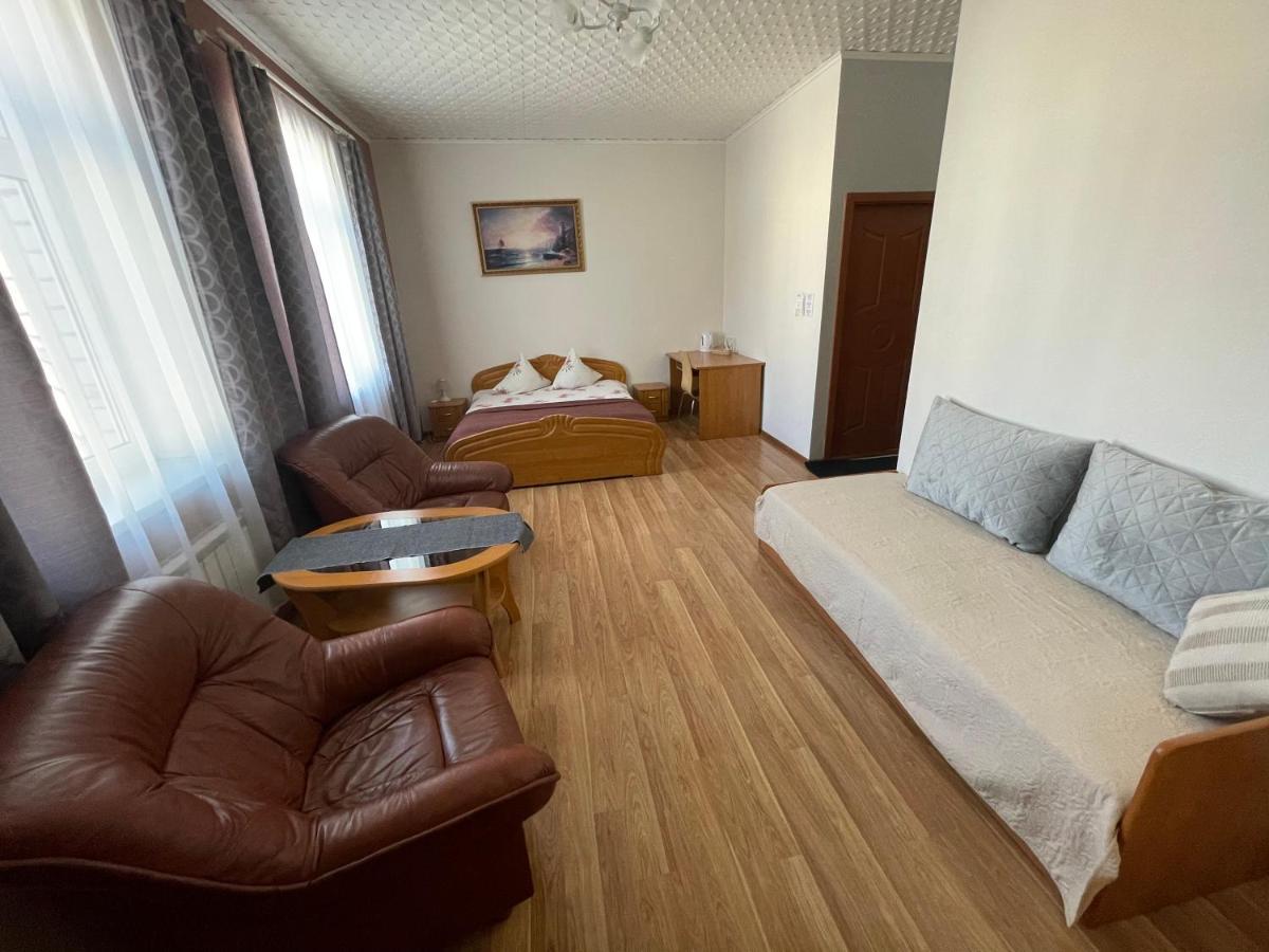 Saules Rati Hotel Daugavpils Exterior foto